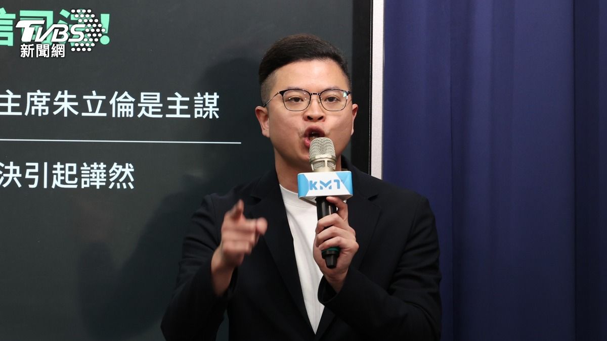 福麥2.0?凌濤爆大石國際「賣鞋轉軍火商」。(圖/華子琛攝)