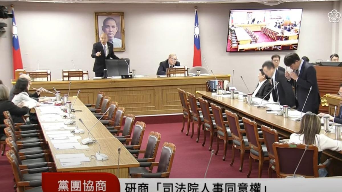 柯建銘「大休息」後滿血回歸又槓韓國瑜 協商怒拍桌:母湯走!