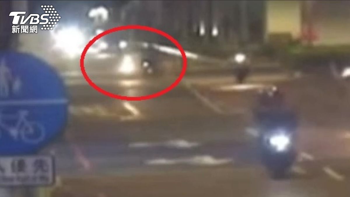 YouBike鬼切車道 新北29歲男騎機車遭撞重摔身亡