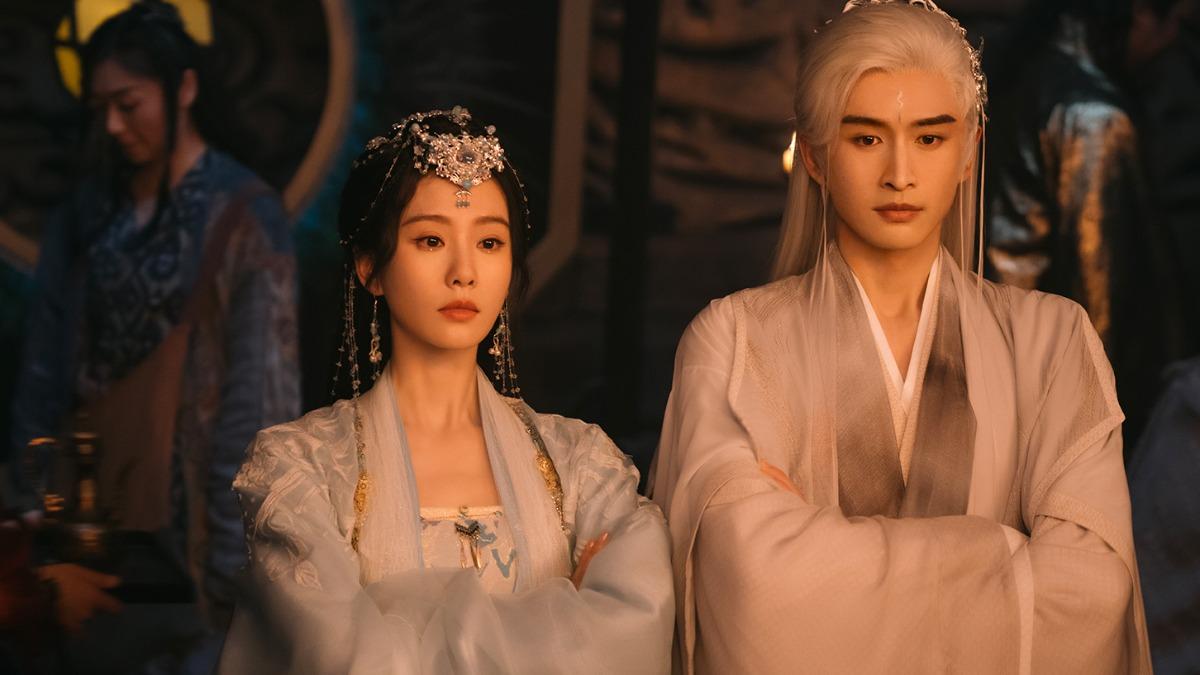 張雲龍(右)、劉詩詩CP感十足。(圖/iQIYI愛奇藝國際版提供)