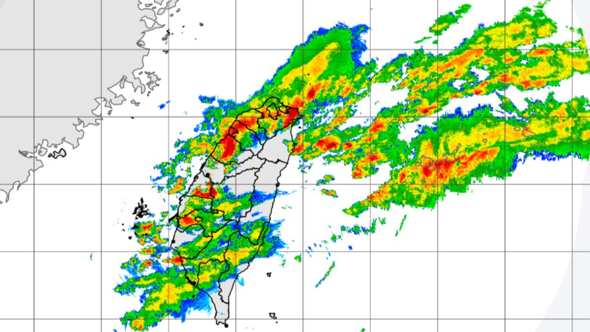 鋒面影響,北台灣今日整天留意局部大雨。(圖/氣象署)