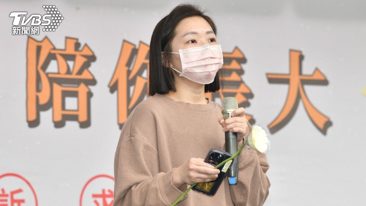 宜蘭虐兒個案受害媽媽訴說心痛經過。(圖/胡瑞麒攝)