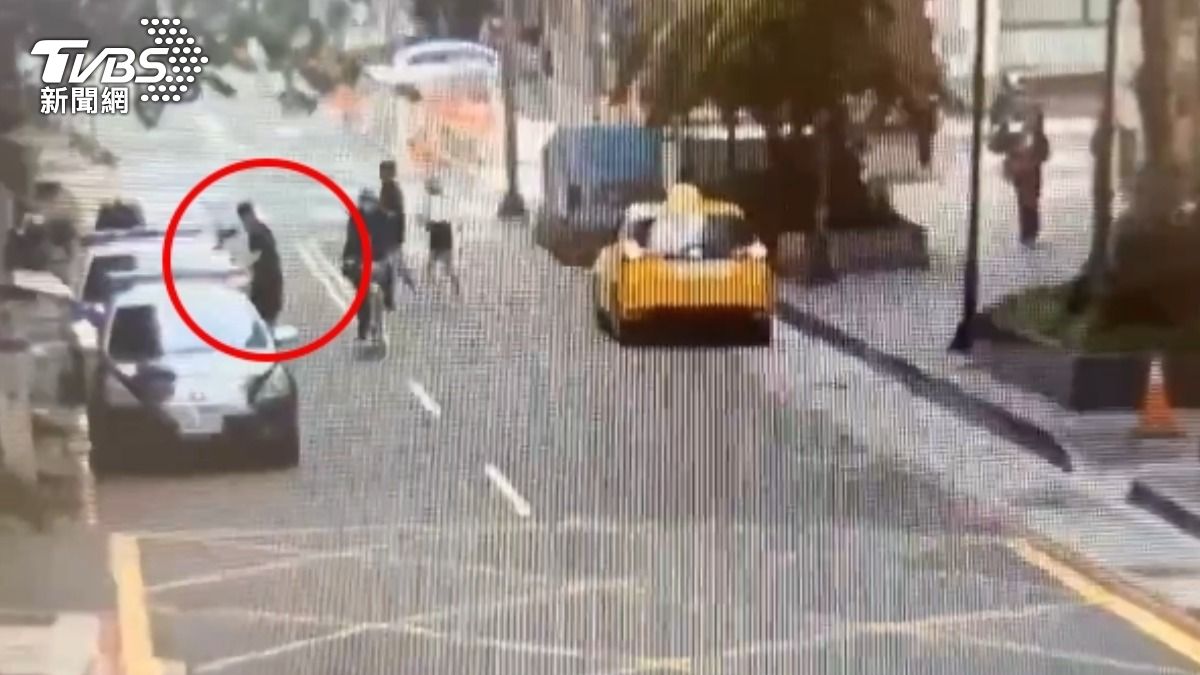他把警車認成Uber嗆「犯什麼法」　推警後疑腦震盪反控警執法過當