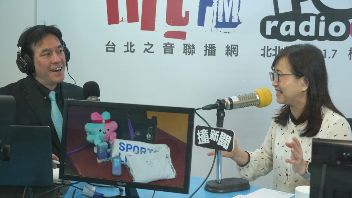 網傳世壯運禁帶國旗,林奕華(右)闢謠。(圖/《POP撞新聞》提供)