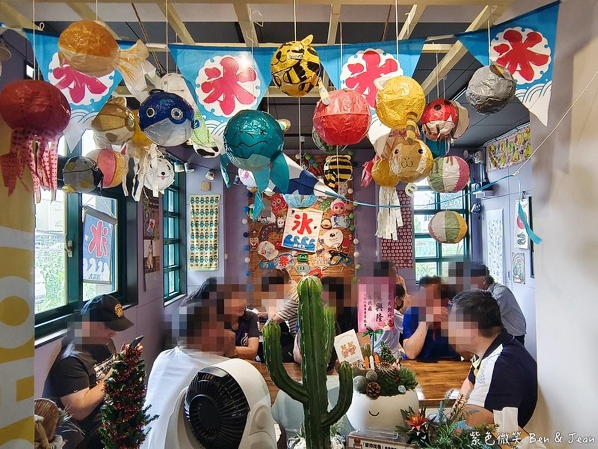 店面因為是由民宅改建的,所以空間不大,但每個地方都很好拍。(圖/紫色微笑*饗樂生活提供)