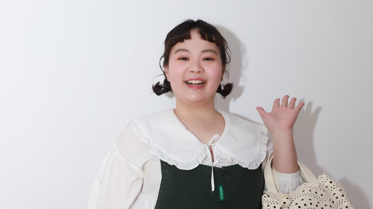 洪毛把宮美樂當「食人魚」投餵 零食櫃塞爆:門快關不起來