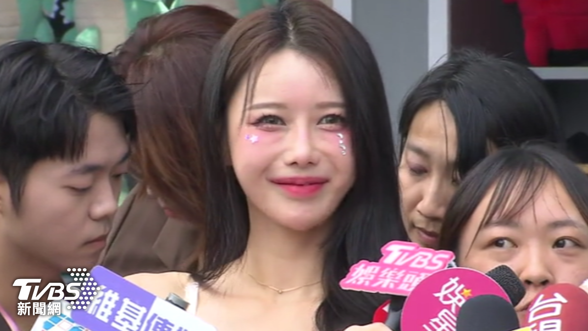 晉身綜藝咖 李雅英講「吃蟲子」嚇到結巴（圖／TVBS）