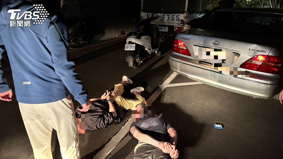 板橋警匪追逐!「11條通緝」毒蟲撞警 狂飆逃竄1公里