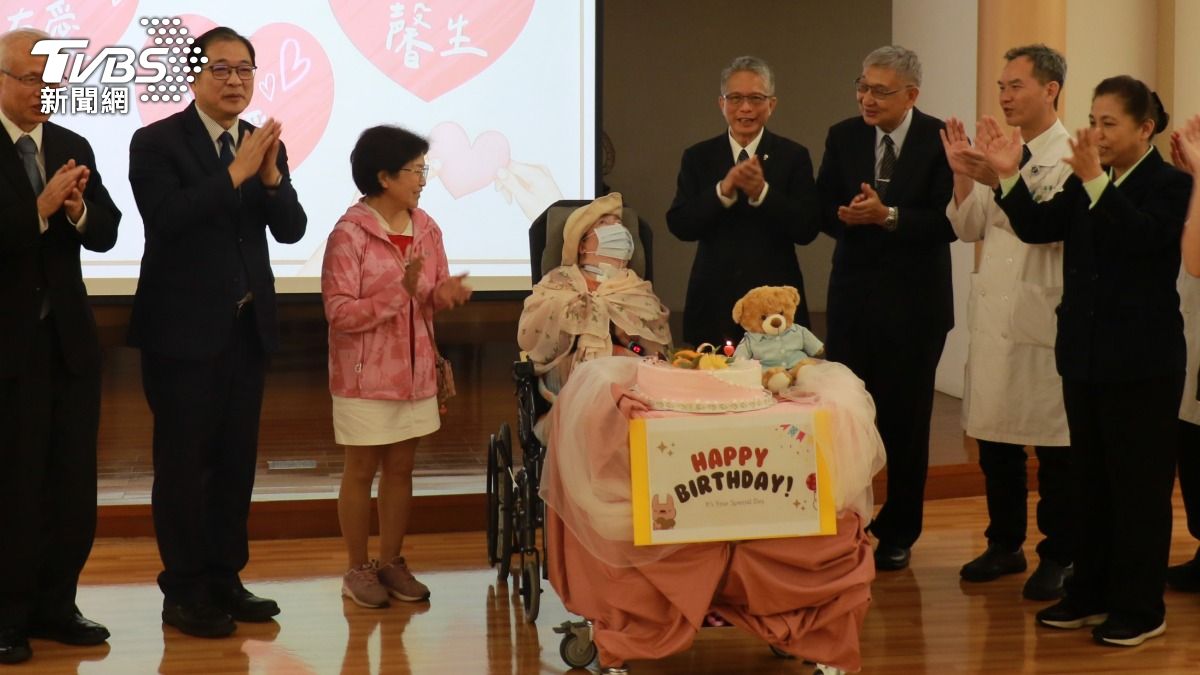 莊嘉慧的母親照顧她26年。(圖/TVBS)