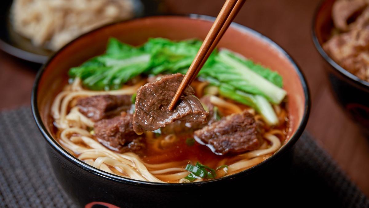 不到一年!三商巧福一原因二度漲價 牛肉麵最貴215