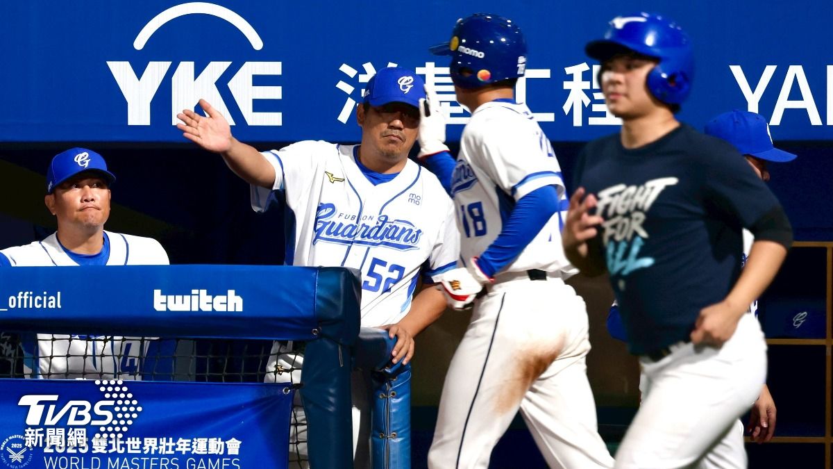中職/富邦悍將終止6連敗!5:3擊退台鋼 大董蔡明忠現身打氣
