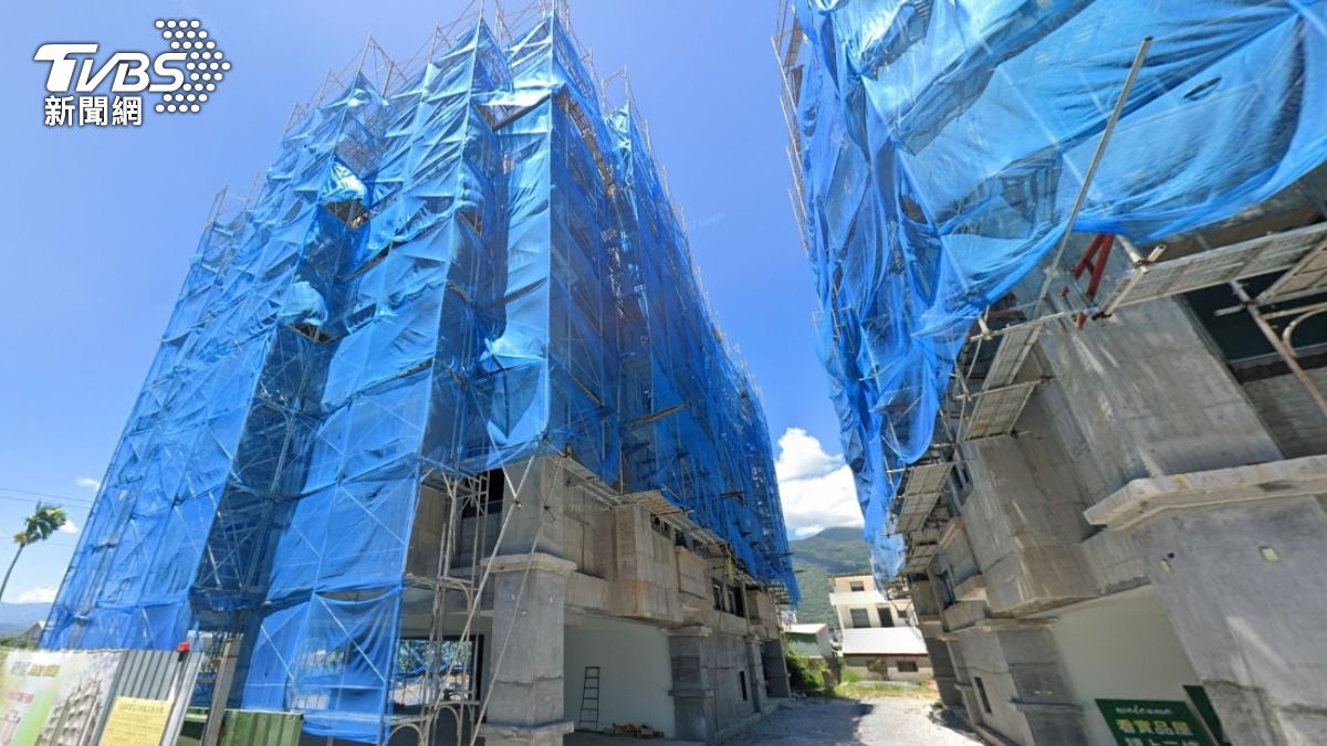 花蓮建商「太極建設」預售屋在蓋完前夕,老闆跑路。(圖/翻攝自Google map)
