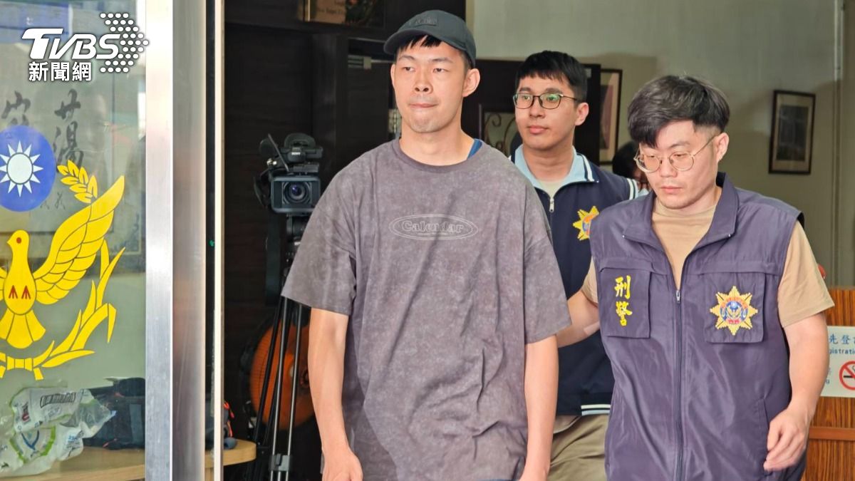 快訊/涉偽造病歷閃兵 !「小蝦」陳大天移送新北檢 正面曝