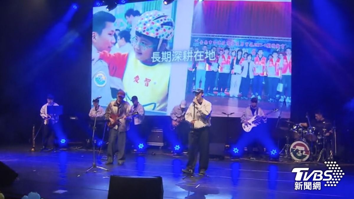 許光漢表演。(圖/TVBS)