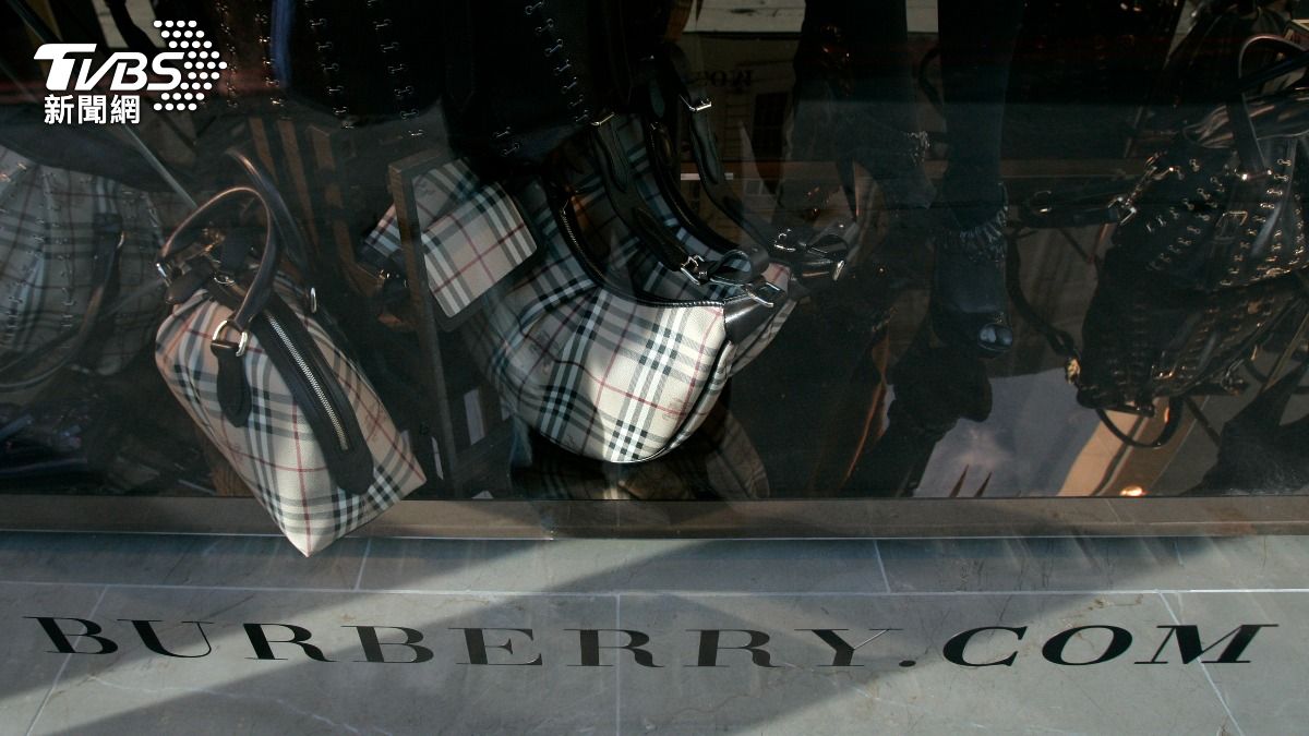 Burberry爆大裁員!賺近千億「全球砍1700人」 股價竟大漲
