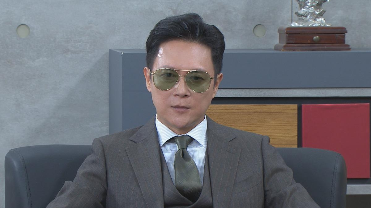 王燦澄清眼睛動手術跟被龍天翔打巴掌無關。(圖/民視提供)