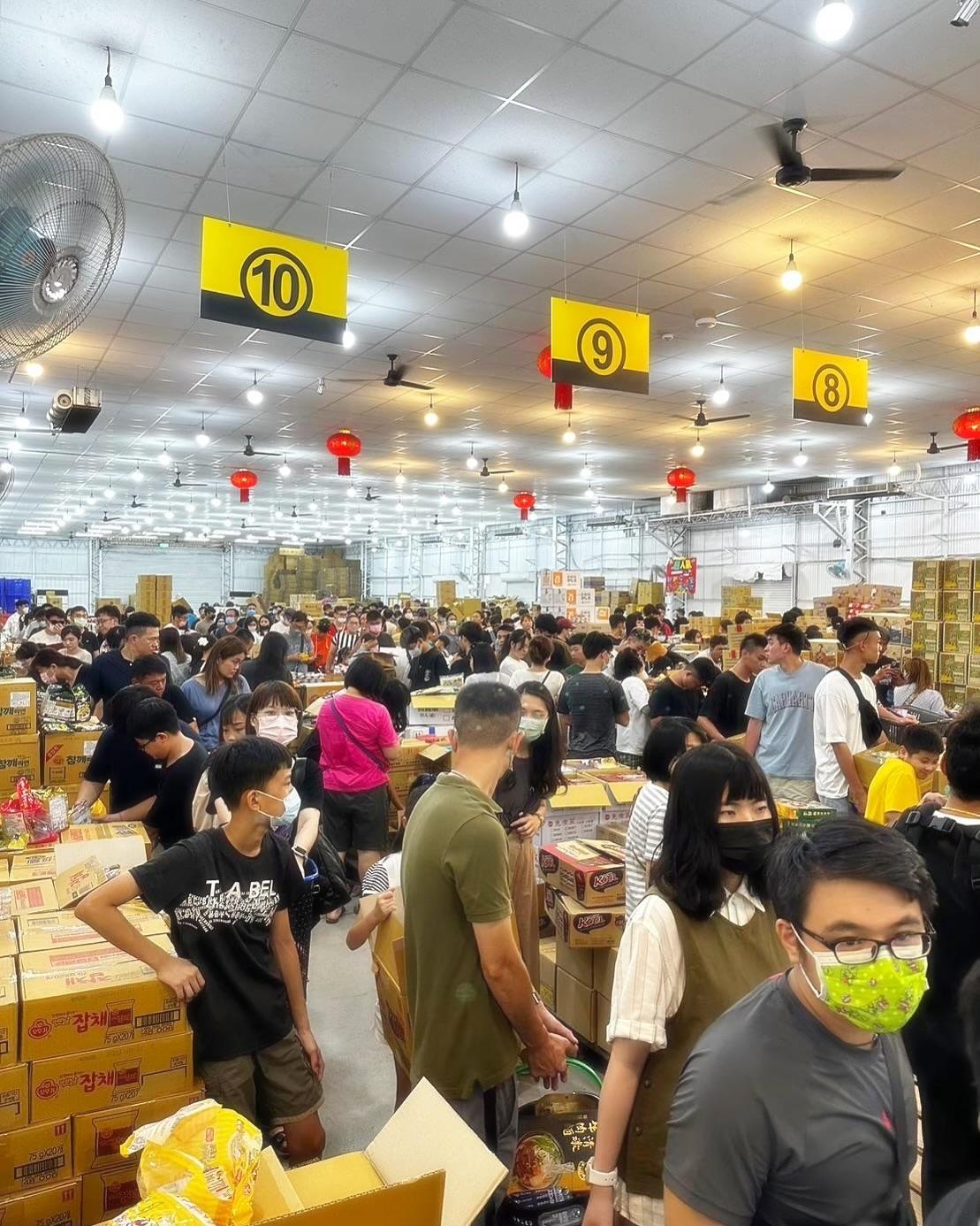 疲老闆,電商倒閉,疲老闆倒閉,台灣電商倒閉,疲老闆欠債2億,電商欠債2億,電商跑路,鳳梨皮老闆,鳳梨吳泓逸,網紅鳳梨,零食界好市多