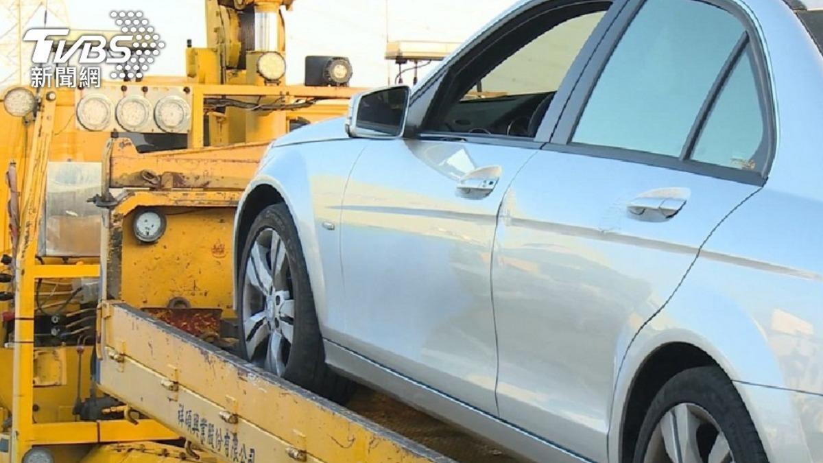 道路救援果真水很深！（圖／TVBS）