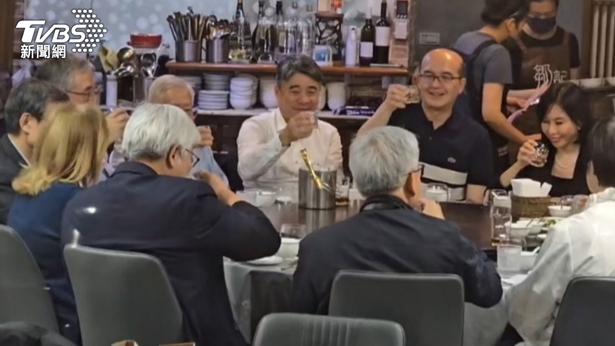 有錢也吃不到!黃仁勳愛店「鄒記食舖」背景曝 從小吃變全台最難訂