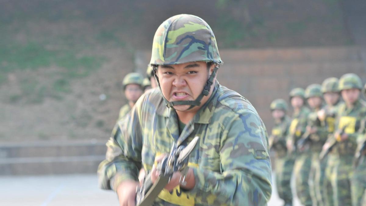 林道遠免役卻下特戰部隊　戲裡「逃兵」戲外百萬房仲衝業績