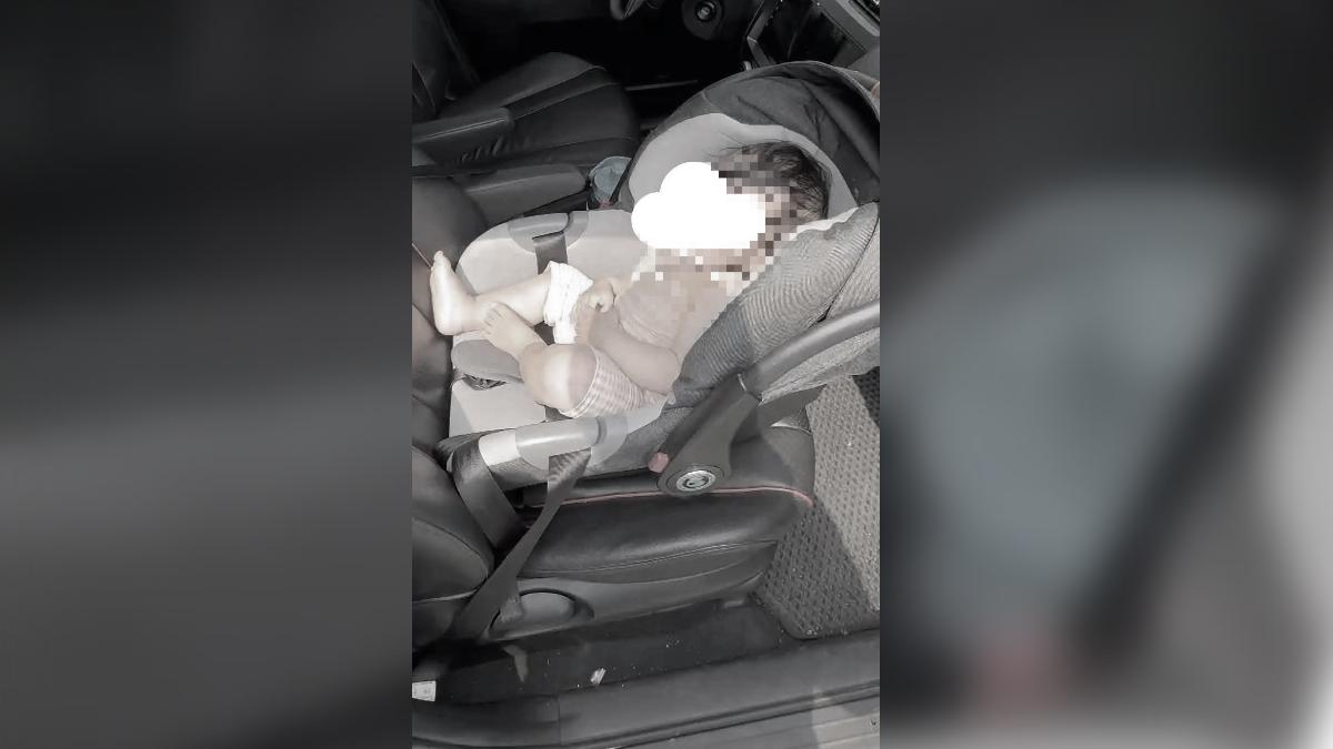醫院外淒厲哭聲!娃被丟車內半小時脫水 媽:只離開一下