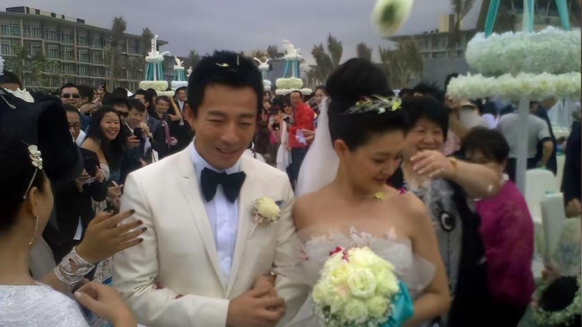 汪小菲和大S過去在海南島辦婚禮。(圖/翻攝自微博)