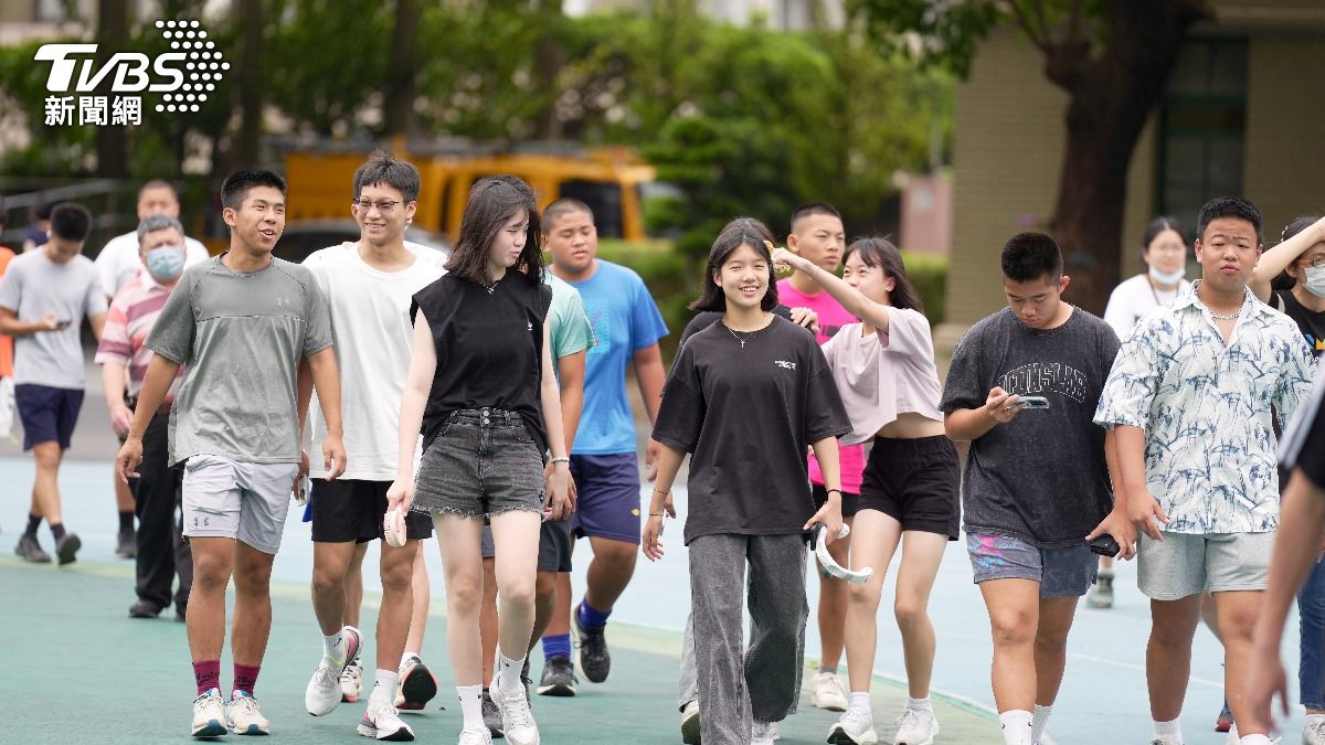 國中會考/首日登場!社會科重「跨科整合」 題幹長、試題難易適中