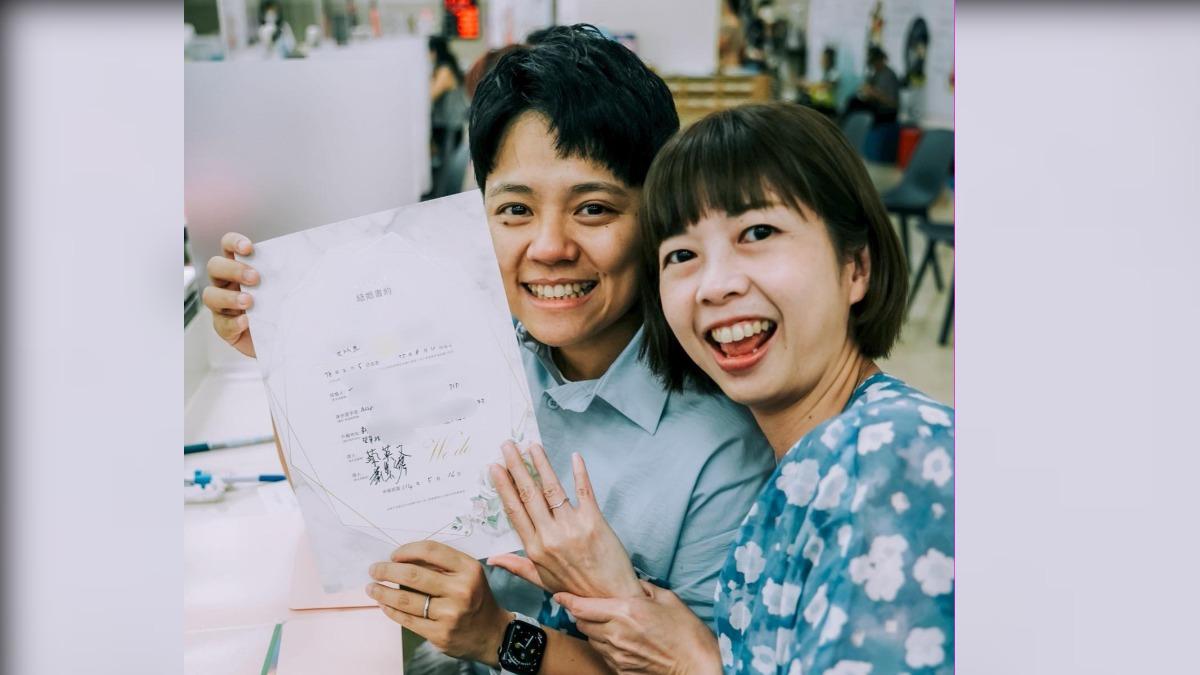 敏迪登記結婚!證婚人是蔡英文、蕭美琴 網驚:史上最強組合