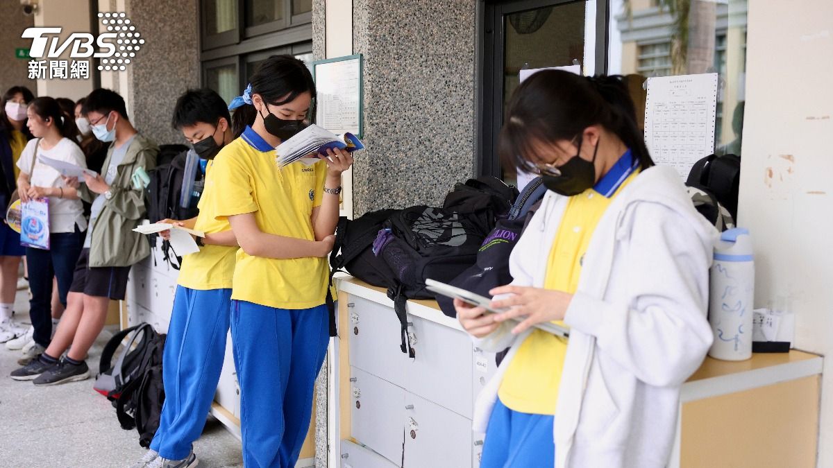 會考國文/考題具鑑別度 《俗女養成記》入題、取材生活化
