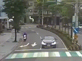撞擊瞬間曝光。（圖／TVBS）