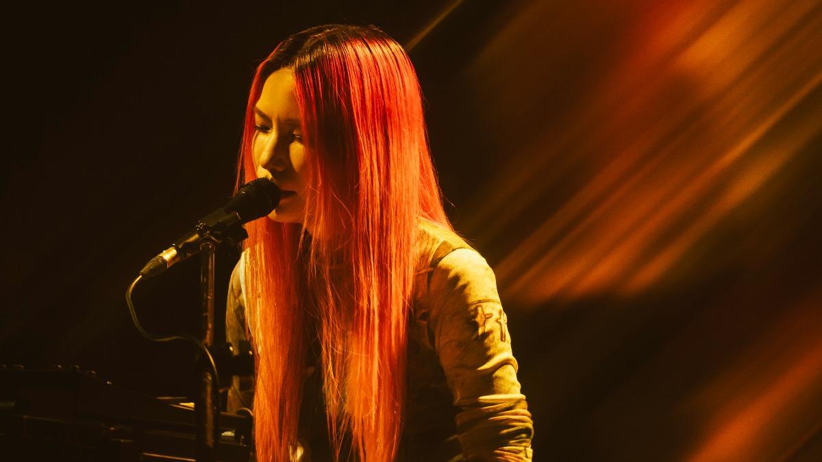 Tizzy Bac唱一半「男歌手驚喜登台」 巡演好消息全說了