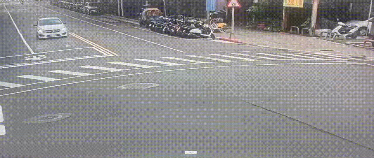 撞擊瞬間曝光。(圖/TVBS)
