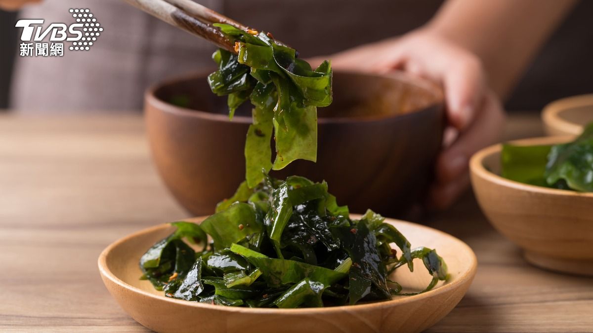 推薦一款減脂關鍵蔬菜「海帶」。(示意圖/shutterstock達志影像)