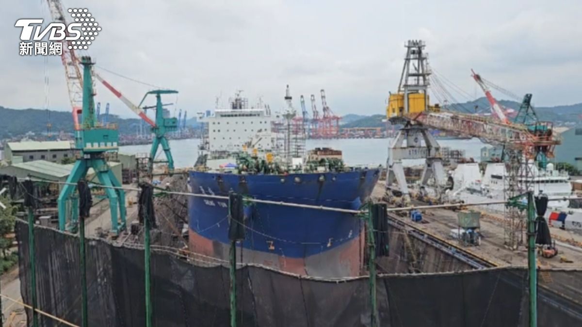 快訊/台船基隆廠工安意外 工人修貨輪「摔下5米船艙」死亡