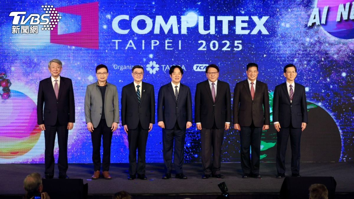 總統賴清德就任週年出席Computex開幕典禮,承諾要讓台灣成為全球AI產業鏈的中心。(圖/華子琛攝)