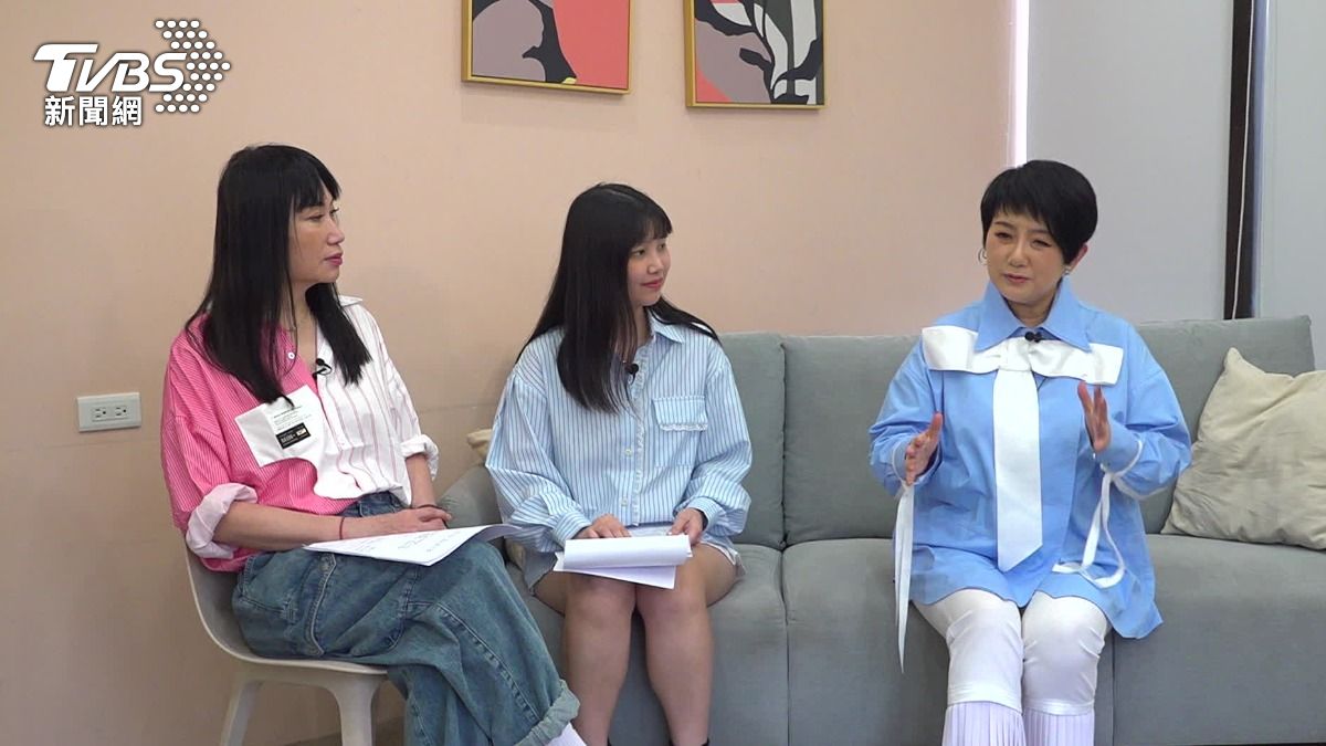 周思潔作客T-TALK單元。(圖/TVBS)