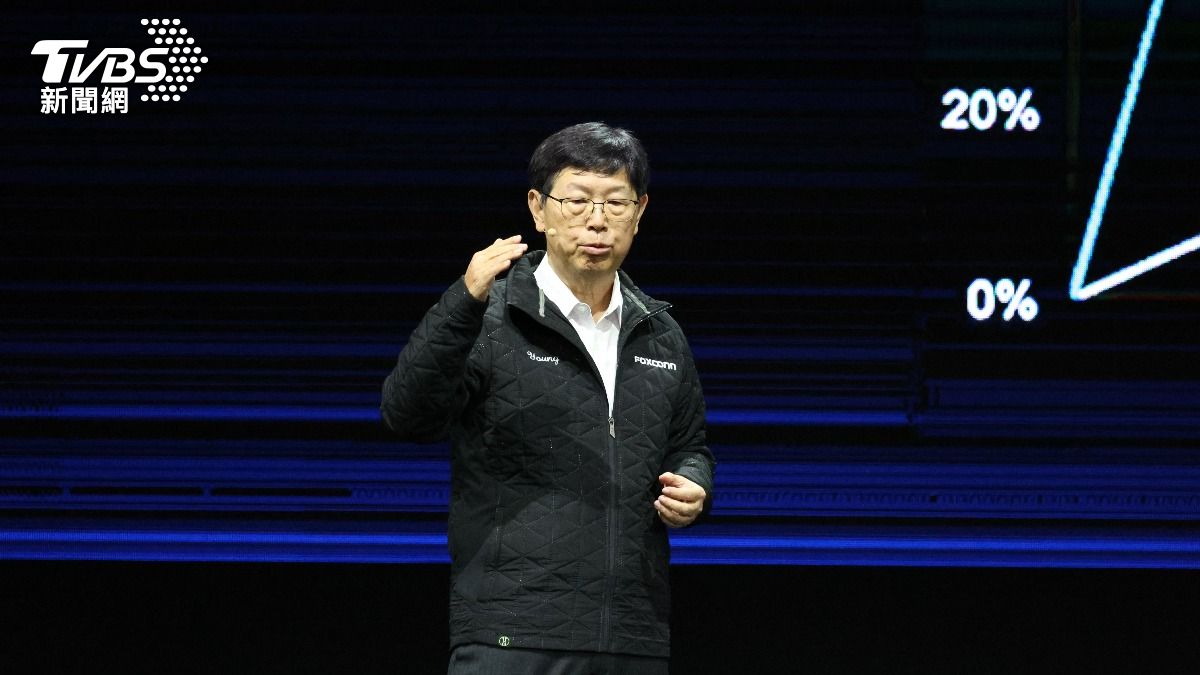 首曝光和黃仁勳「手繪設計稿」 鴻海劉揚偉:AI無法取代人類