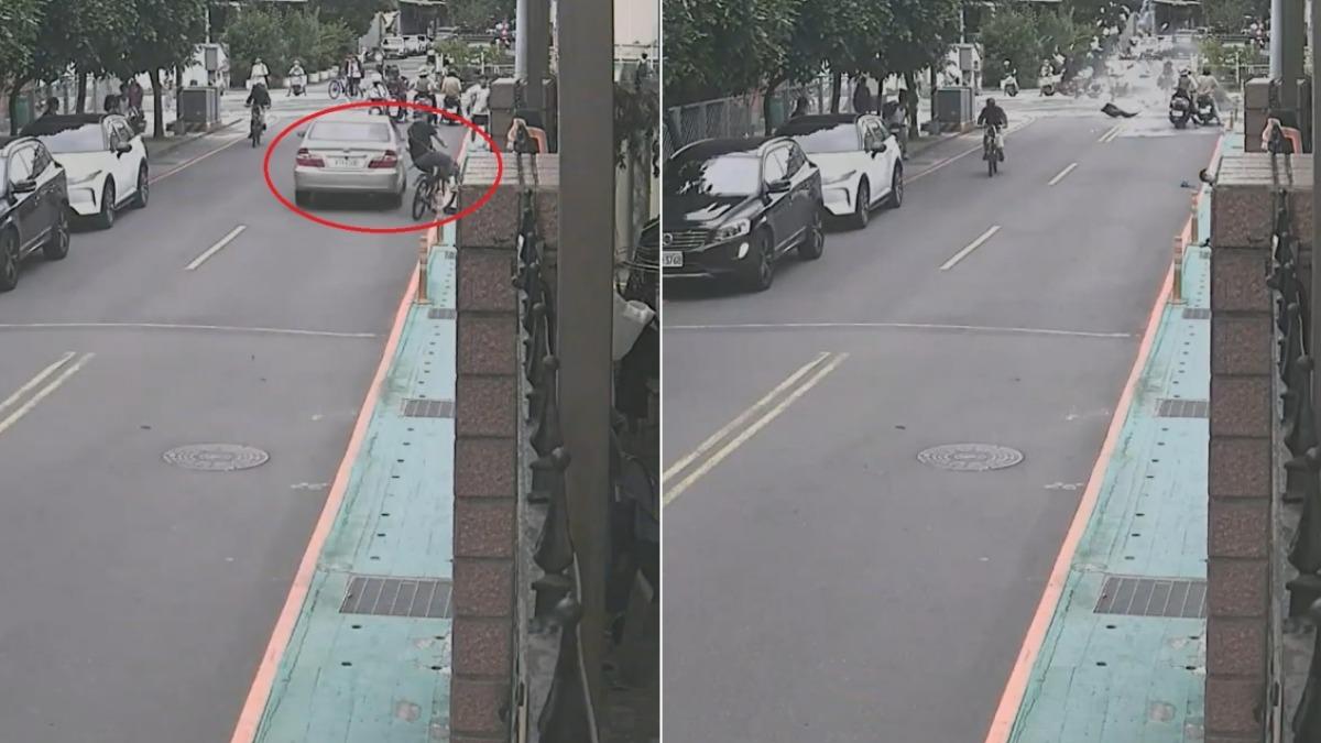 老翁駕車衝撞機車、行人。(圖/翻攝畫面)