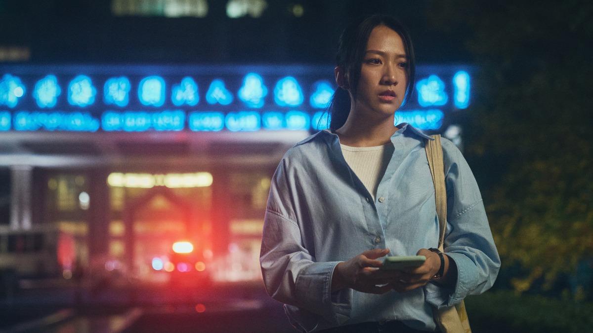 范宸菲飾演社工。(圖/大愛提供)