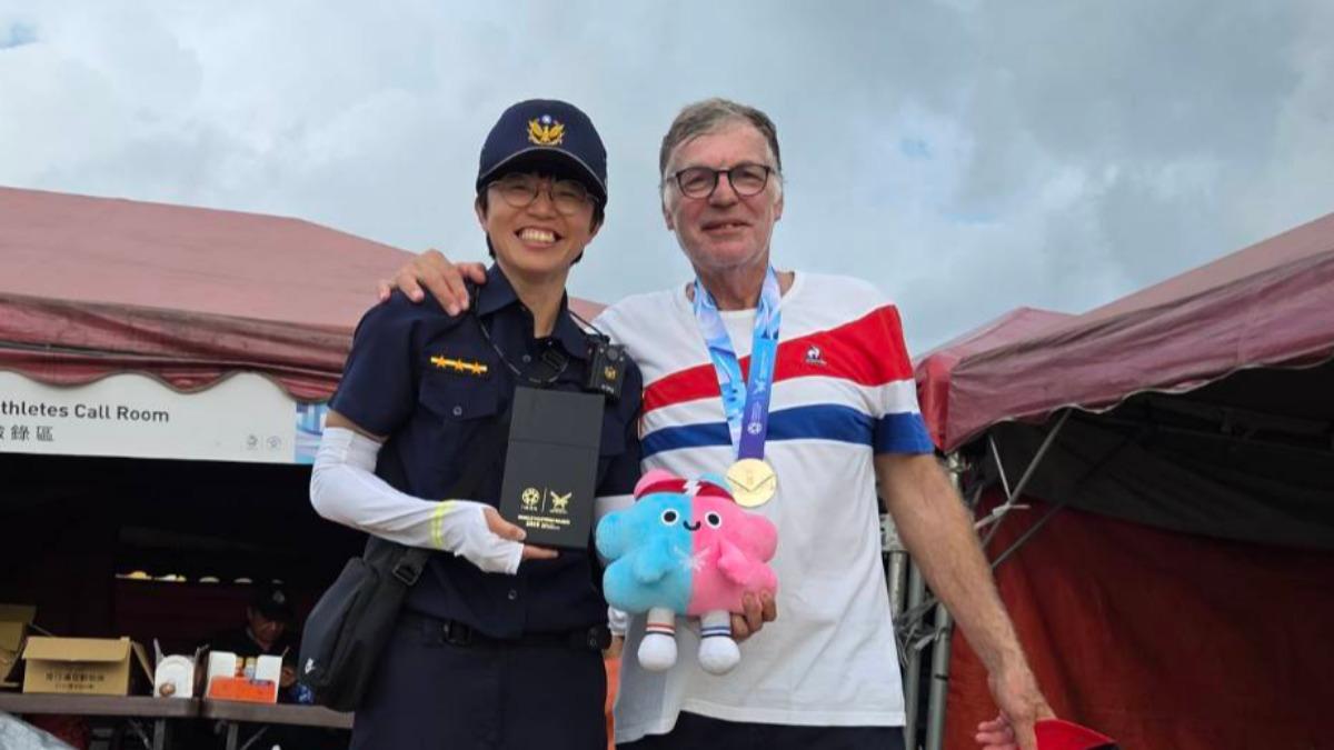 「金牌不見了」!世壯運帆船賽法國選手遺失金牌 警沙灘找回