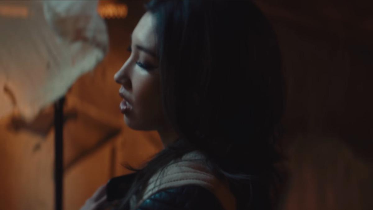 Karencici憑藉專輯《Made For You》入圍金曲獎,要來爭奪歌后寶座。(圖/翻攝Karencici YT)