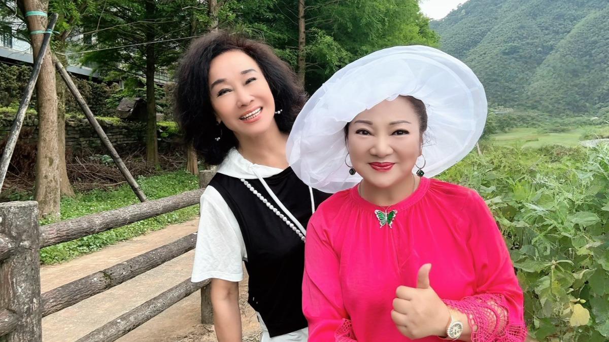 白冰冰和曹金鈴私下常一起出遊。(圖/長興影視提供)