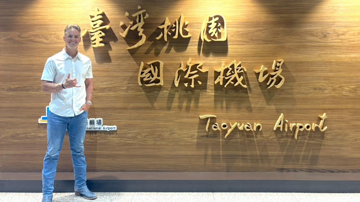 悍將新洋投布坎南除了曾是韓職勝投王,年初還獲邀參加大聯盟春訓。(圖/翻攝自「富邦悍將」臉書)