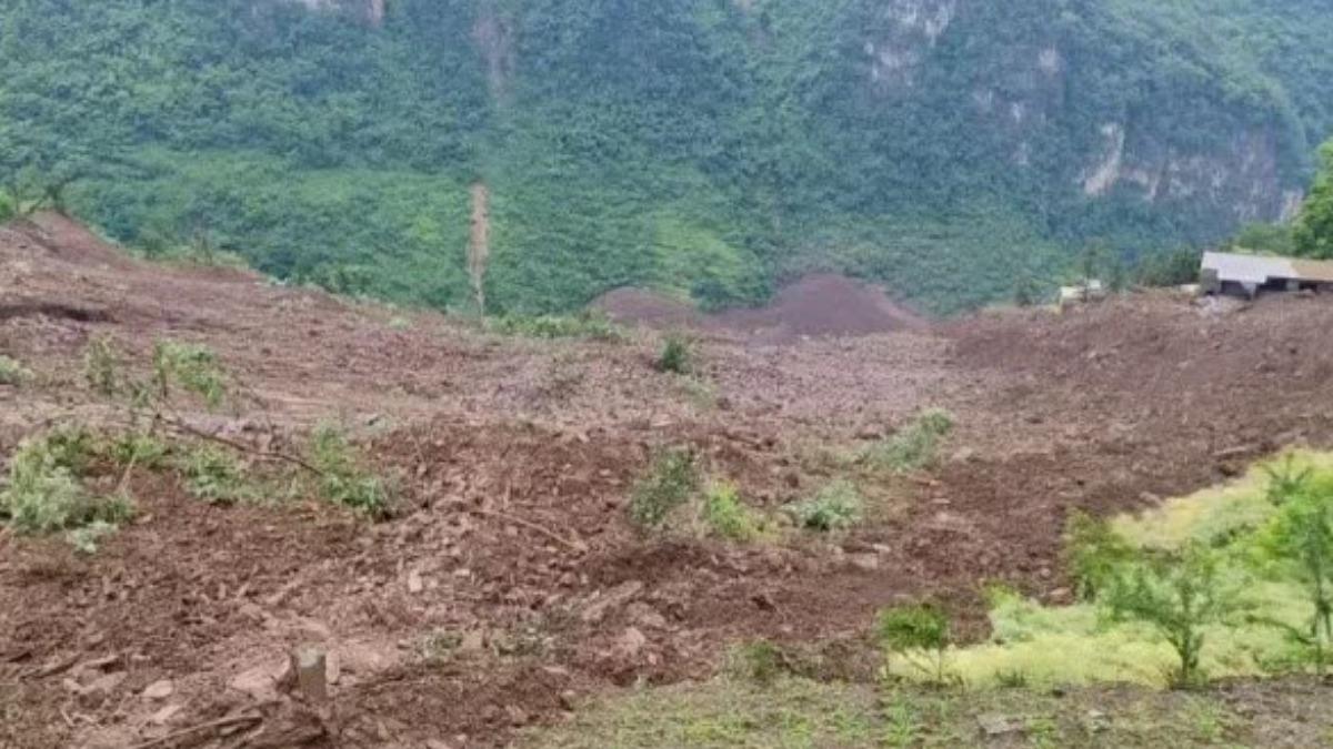 中國貴州大方縣接連發生兩起山體滑坡,傷亡人數不明。(圖/翻攝自 央視新聞)