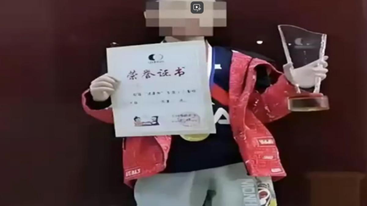 9歲圍棋業餘六段 陸童多次被拍到全身傷(圖/百度)