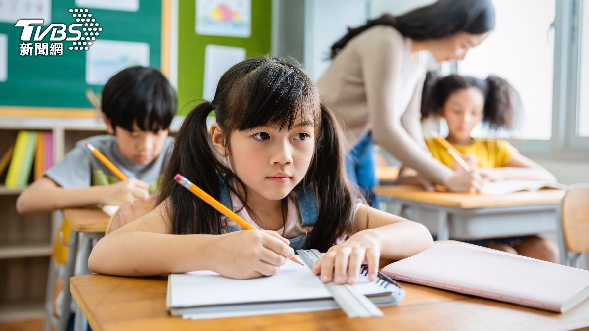 你也有嗎?台灣人「童年黑點」掀共鳴 全場笑:獨特的存在