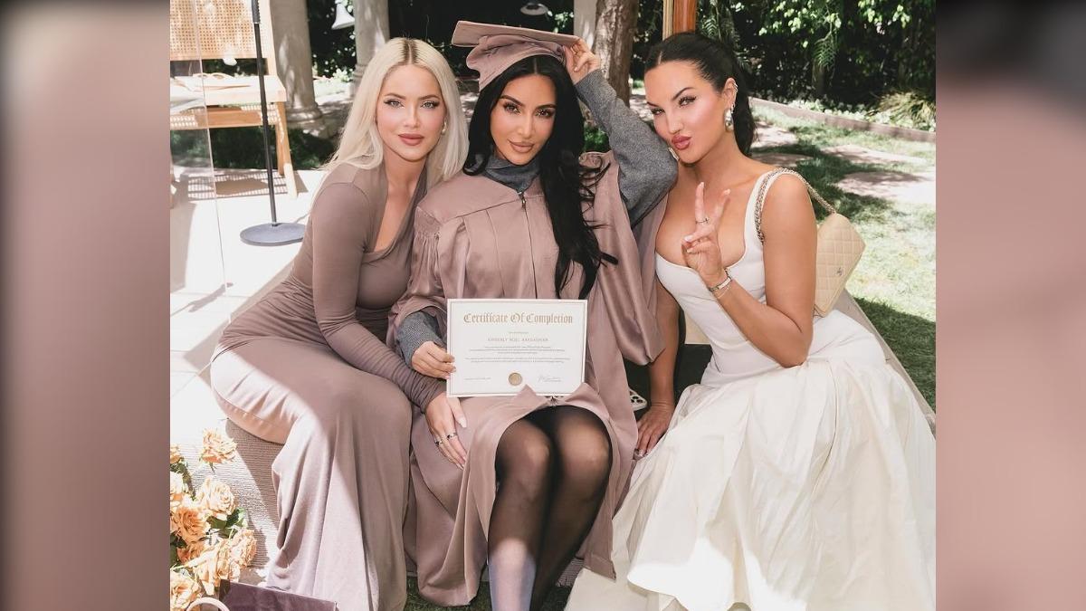 金卡戴珊完成法學實習。(圖/kimkardashian INSTAGRAM)