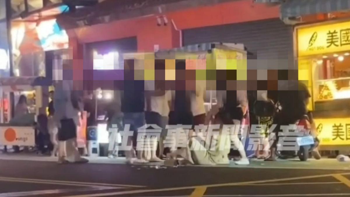 熟女喝嗨了「無影腳」踹陌生孕婦 尪護妻回拳墾丁大街打成一團