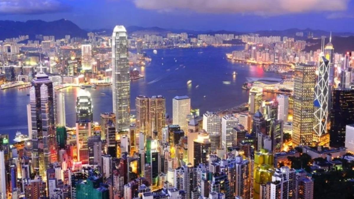 五月天香港演唱會，旅行社搶商機。(圖／易遊網提供)