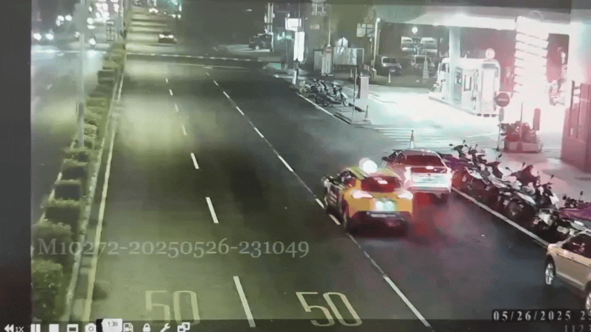 車禍監視器畫面。（圖／TVBS）